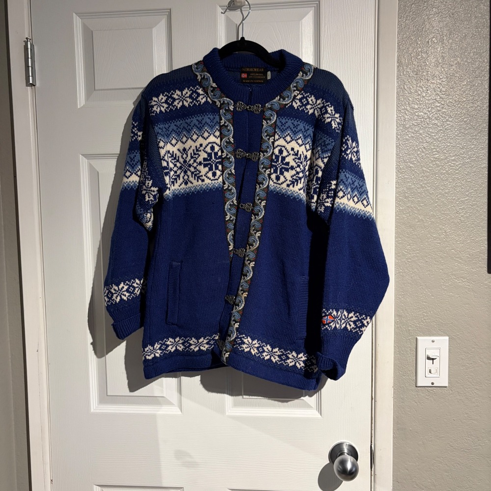 Norskwear Norway Wool Cardigan Sweater Blue Nordic Fair Isle Pewter Clasp Mens S
